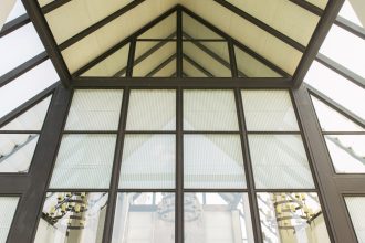 Véranda sur mesure : comment adapter son projet à sa maison ?